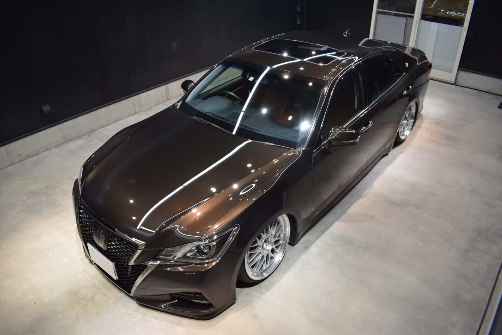 秋田・鹿角】トヨタ クラウンアスリート 軽研磨＋グロスアーマー