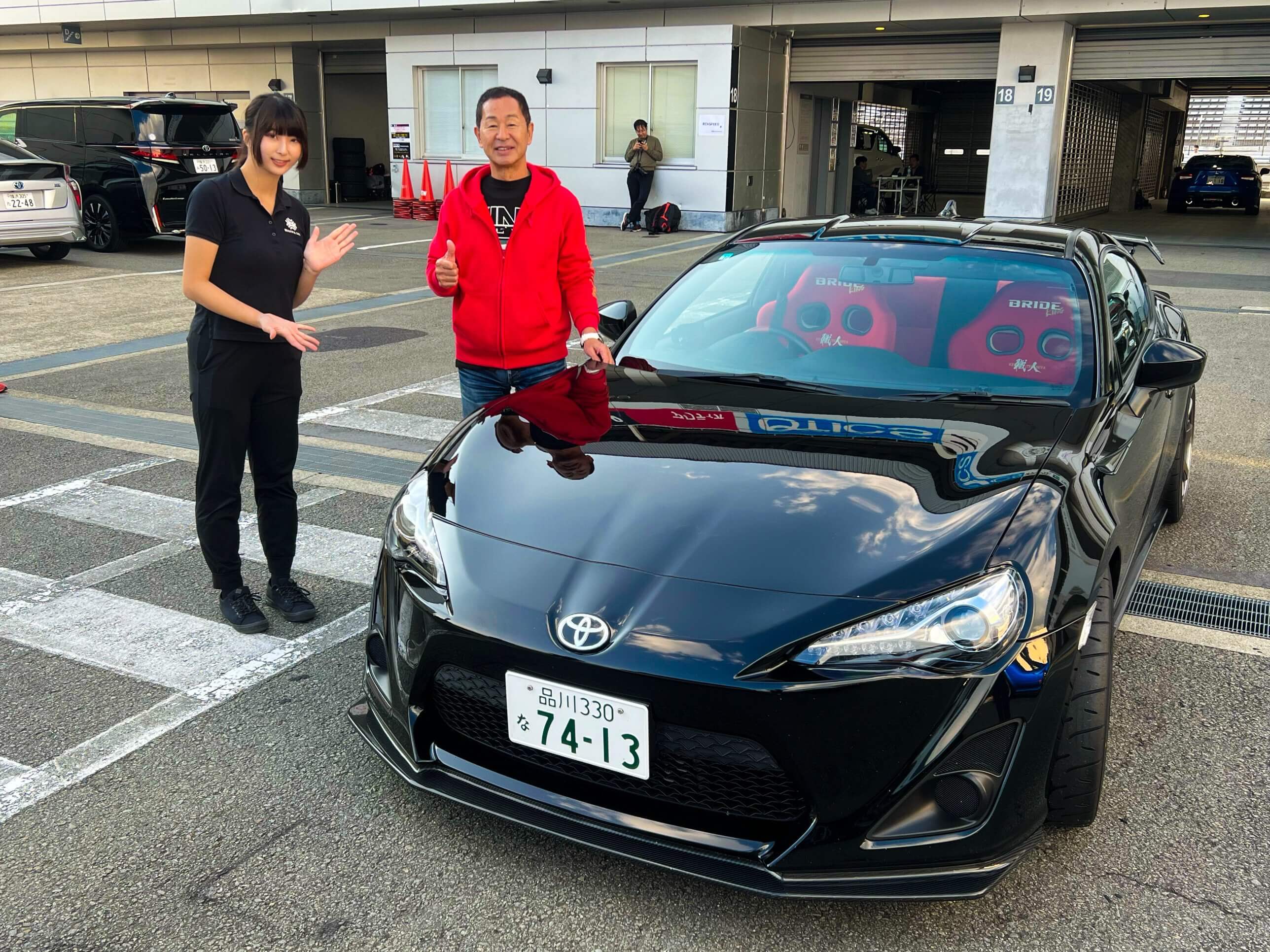 埼玉入間】ドリキン・土屋圭市さんのクロハチを洗車させていただきまし